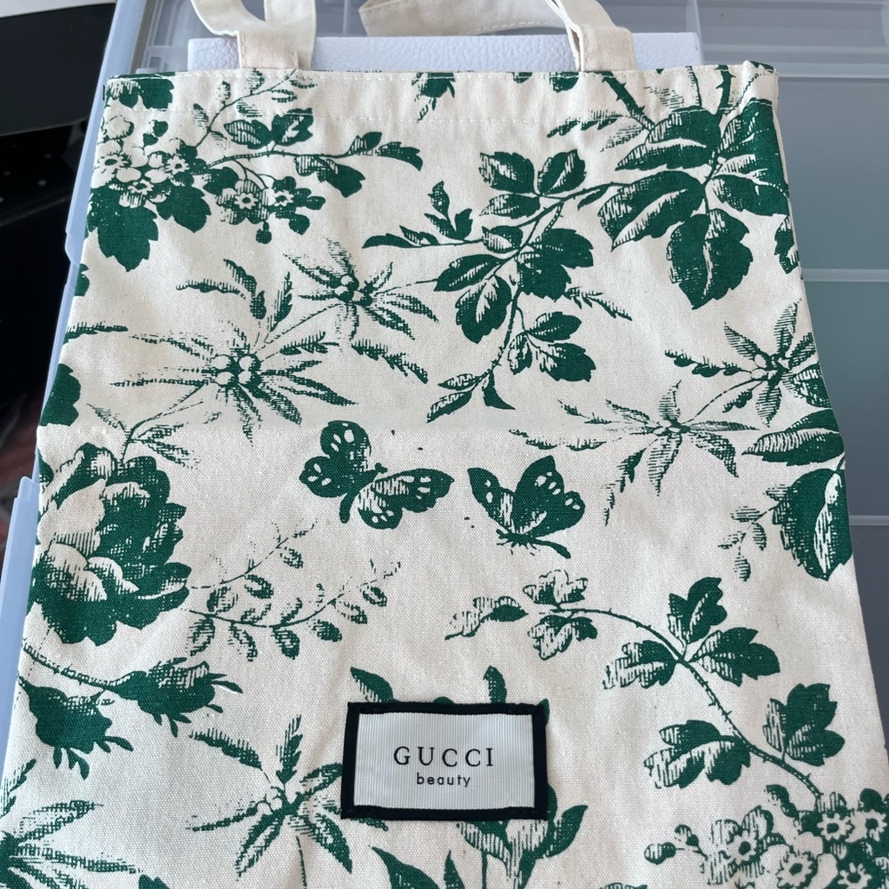 Gucci Canvas Tote Bag in Green and Cream